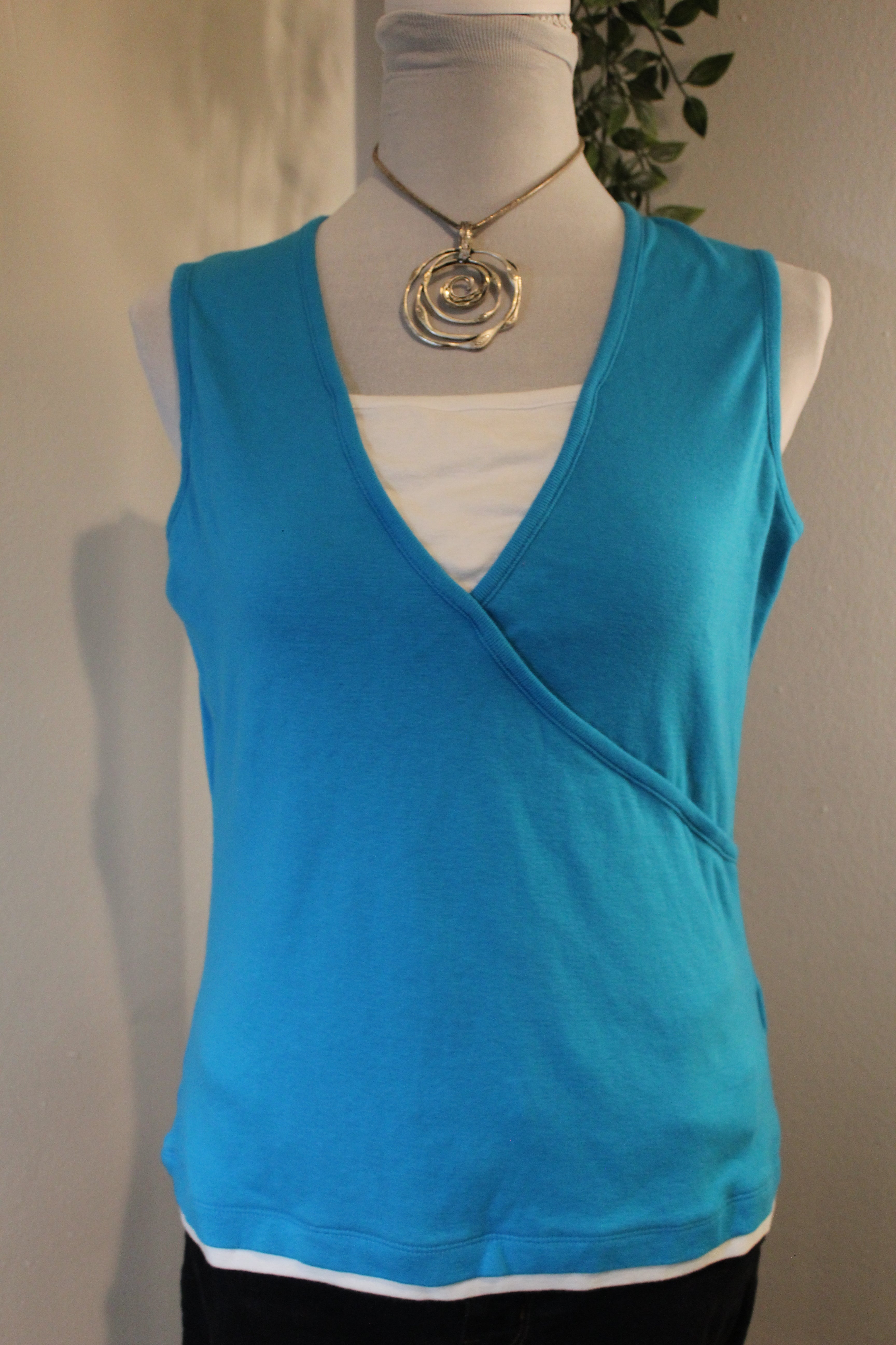 Classic Layered 2-Tone Tank Top