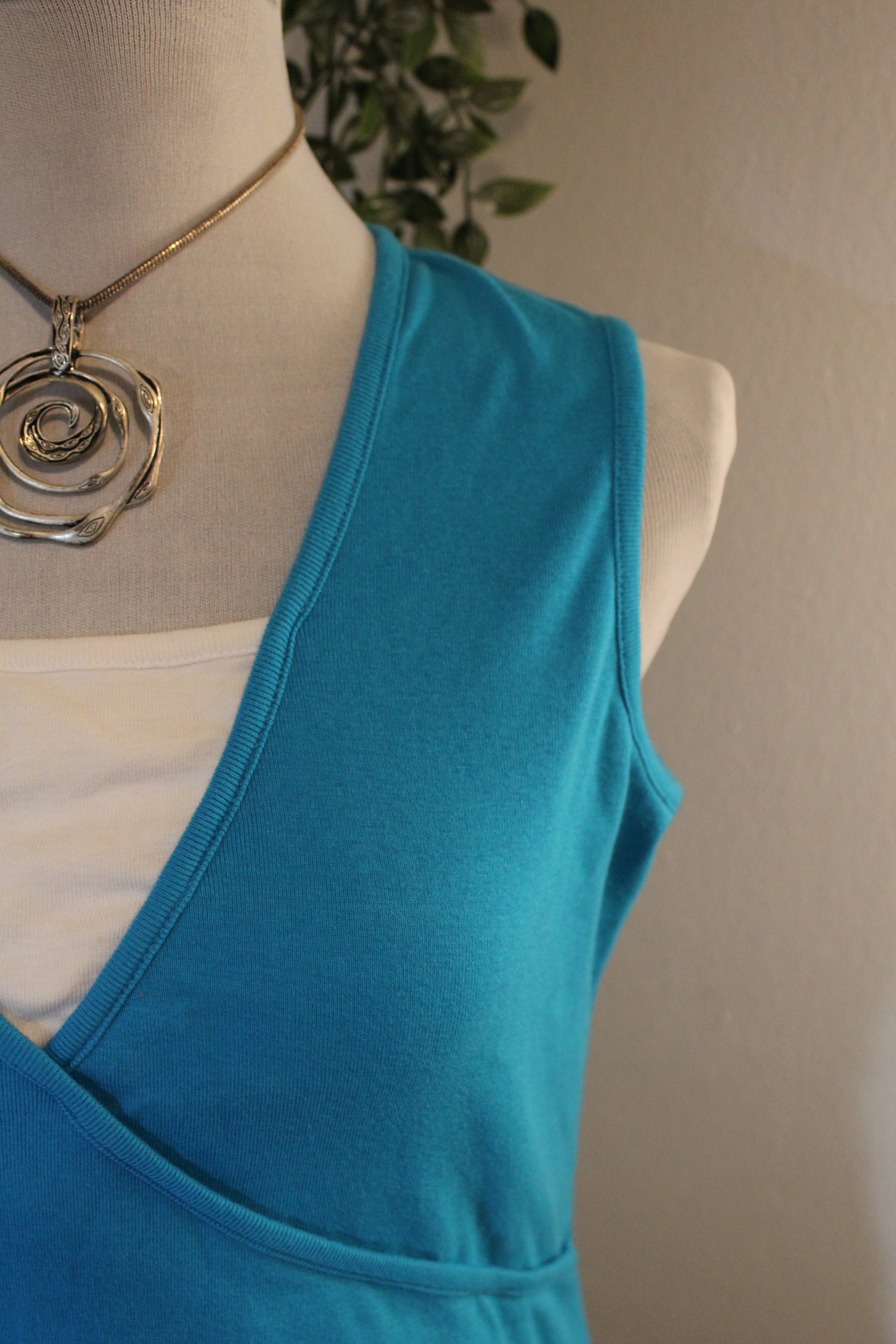 Classic Layered 2-Tone Tank Top
