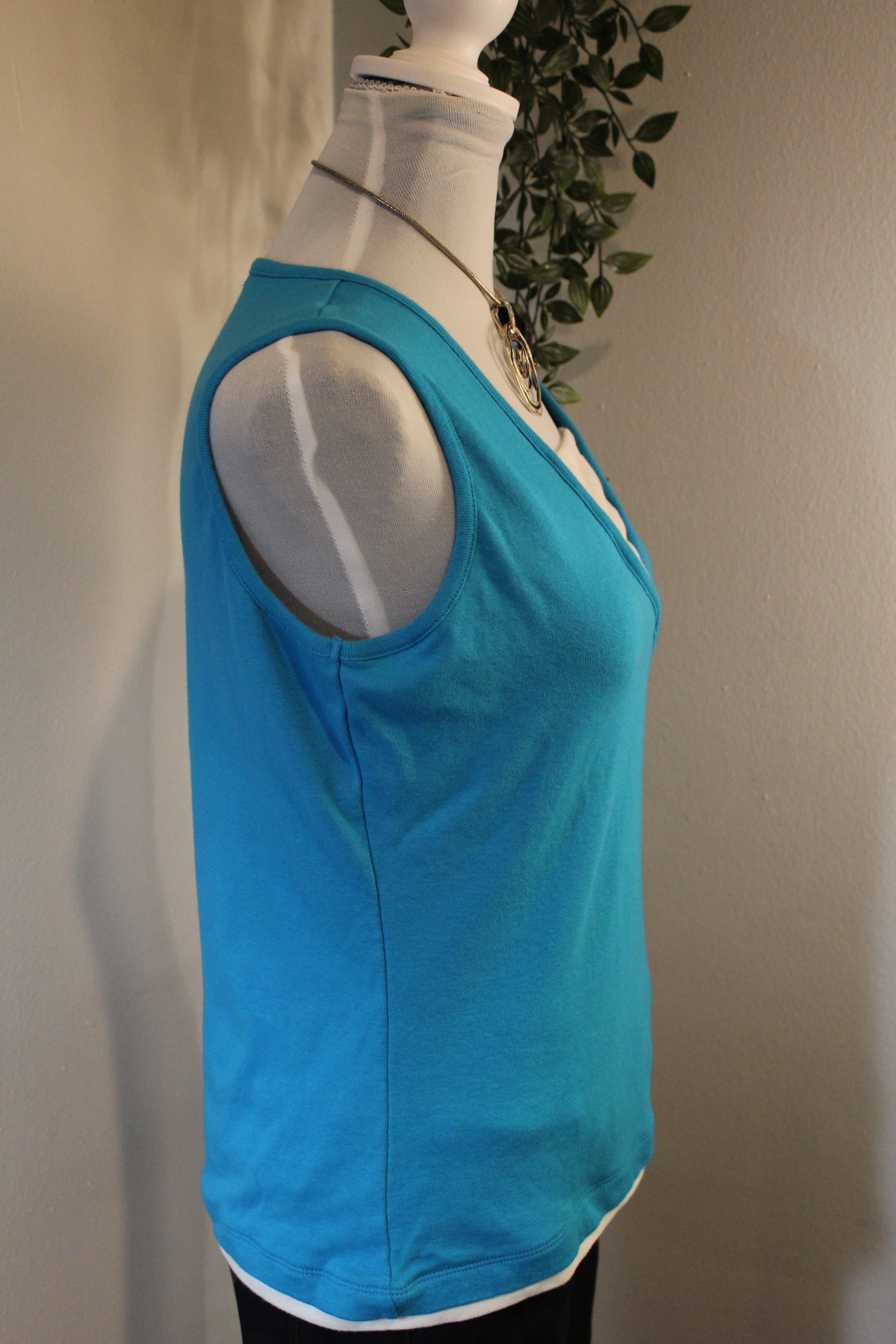 Classic Layered 2-Tone Tank Top